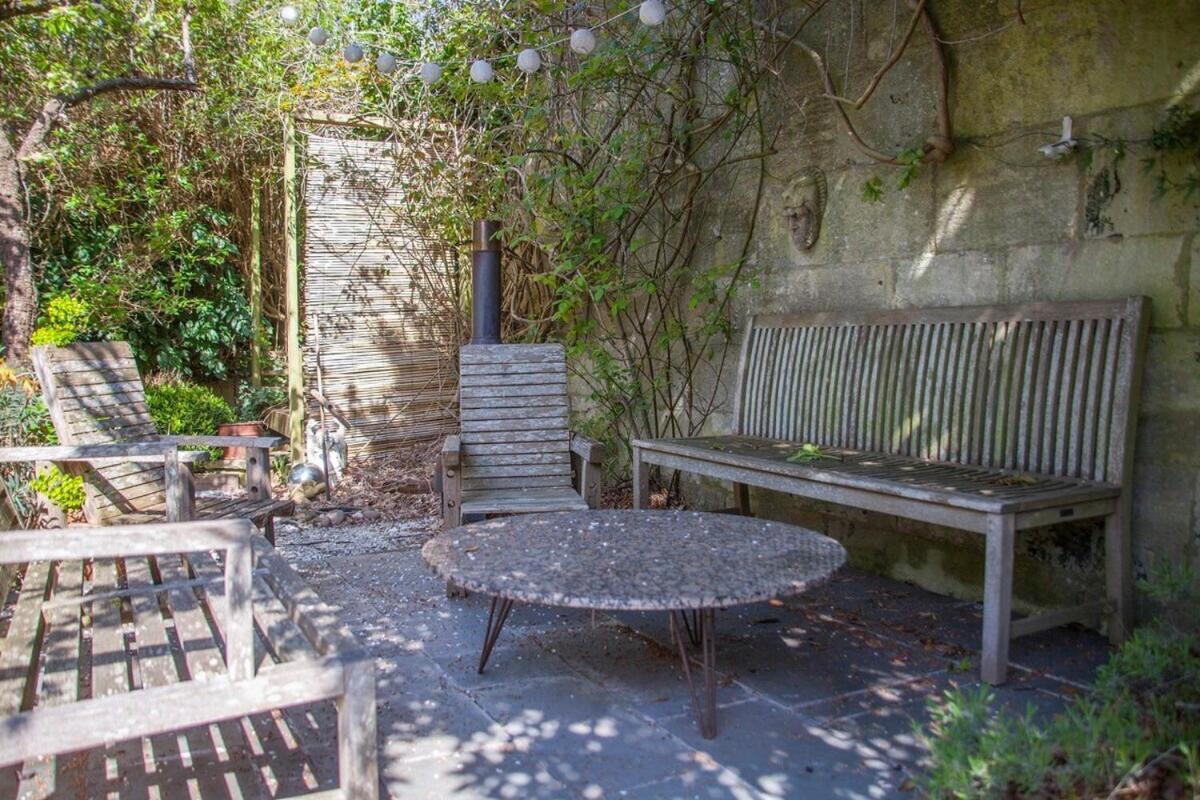 ※ Relaxing Home- Parking & Gorgeous Gardens Bath Bagian luar foto